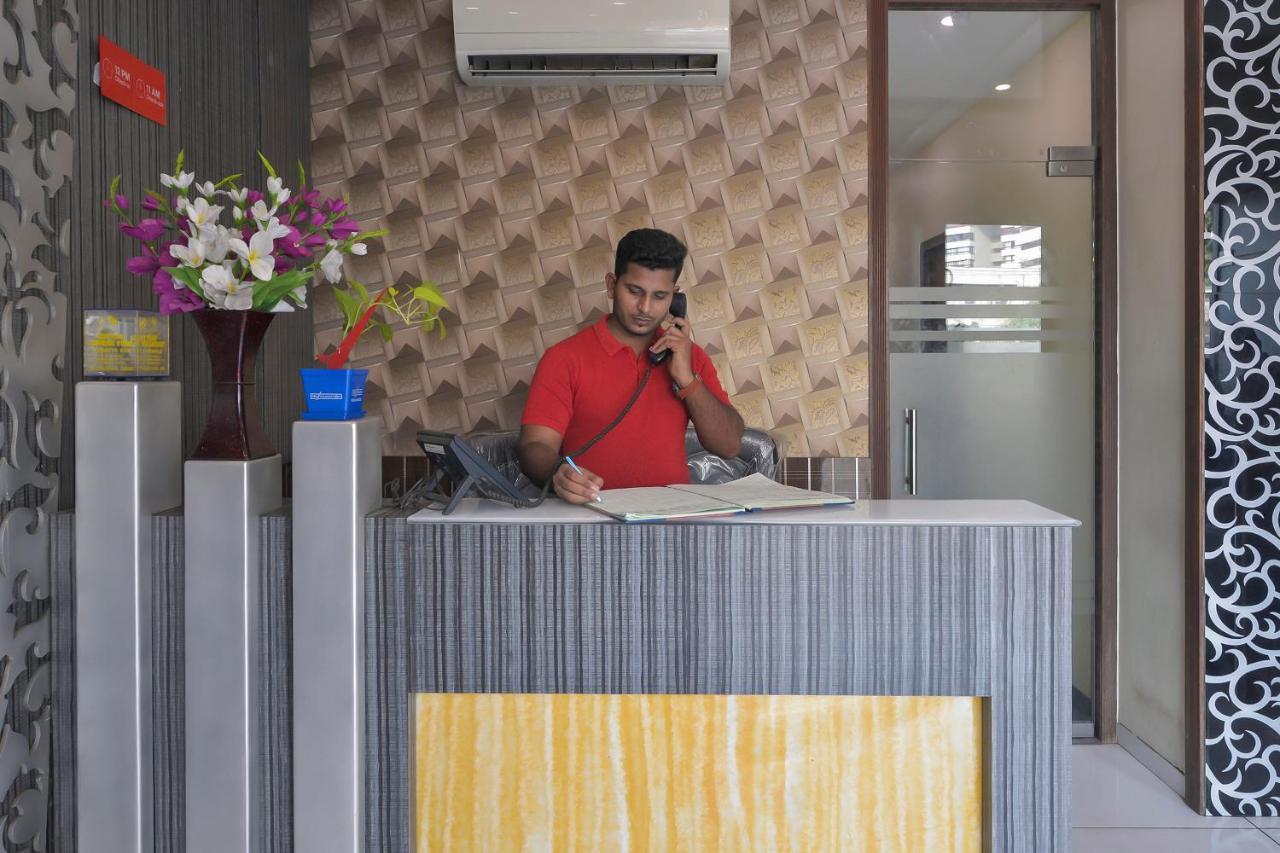Hotel Palace Residency Near Lokmanya Tilak Terminus 뭄바이 외부 사진