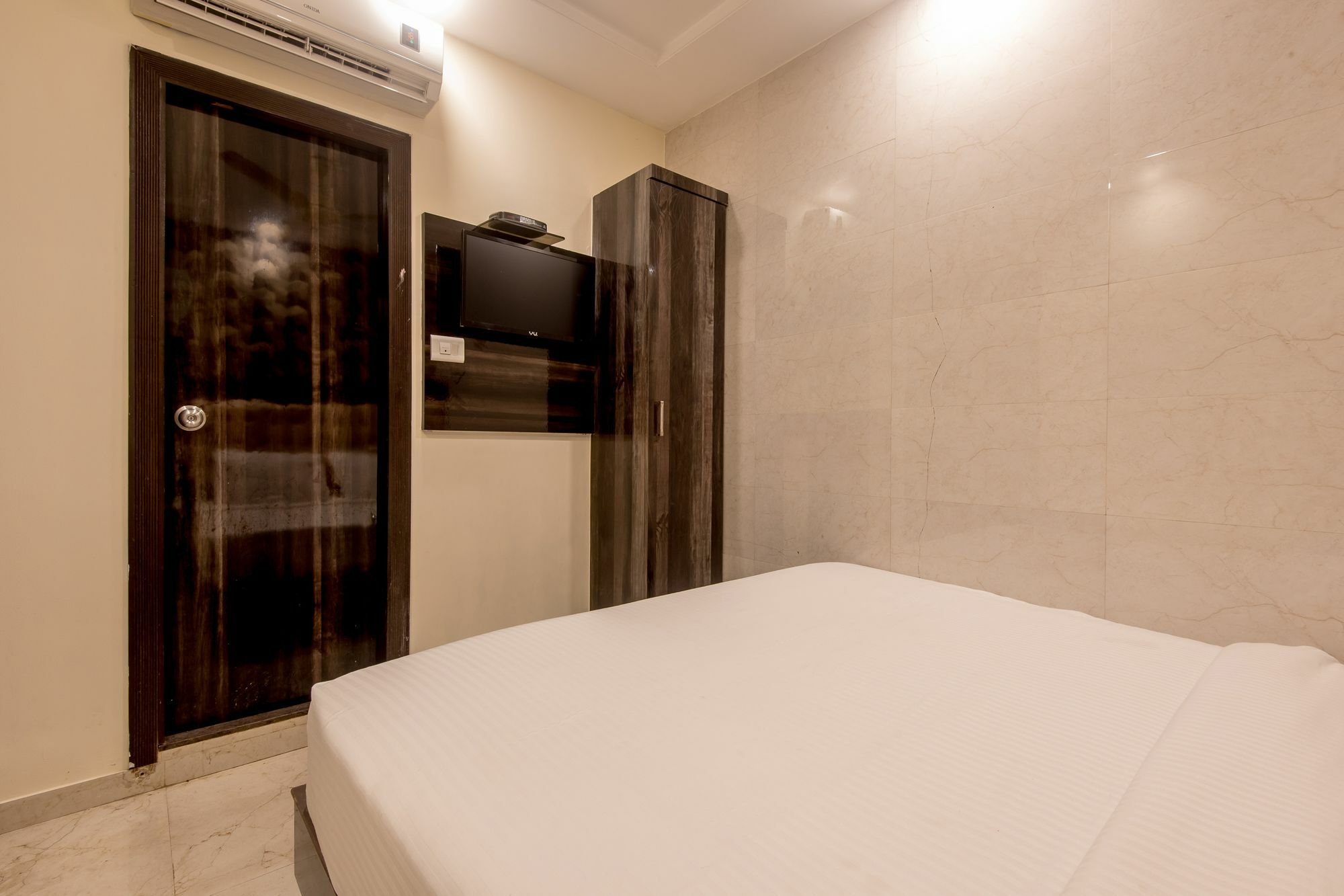 Hotel Palace Residency Near Lokmanya Tilak Terminus 뭄바이 외부 사진